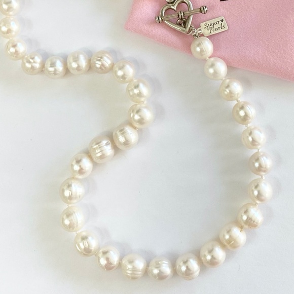 Freshwater Pearl Necklace w/Sterling Heart Toggle - Picture 4 of 5